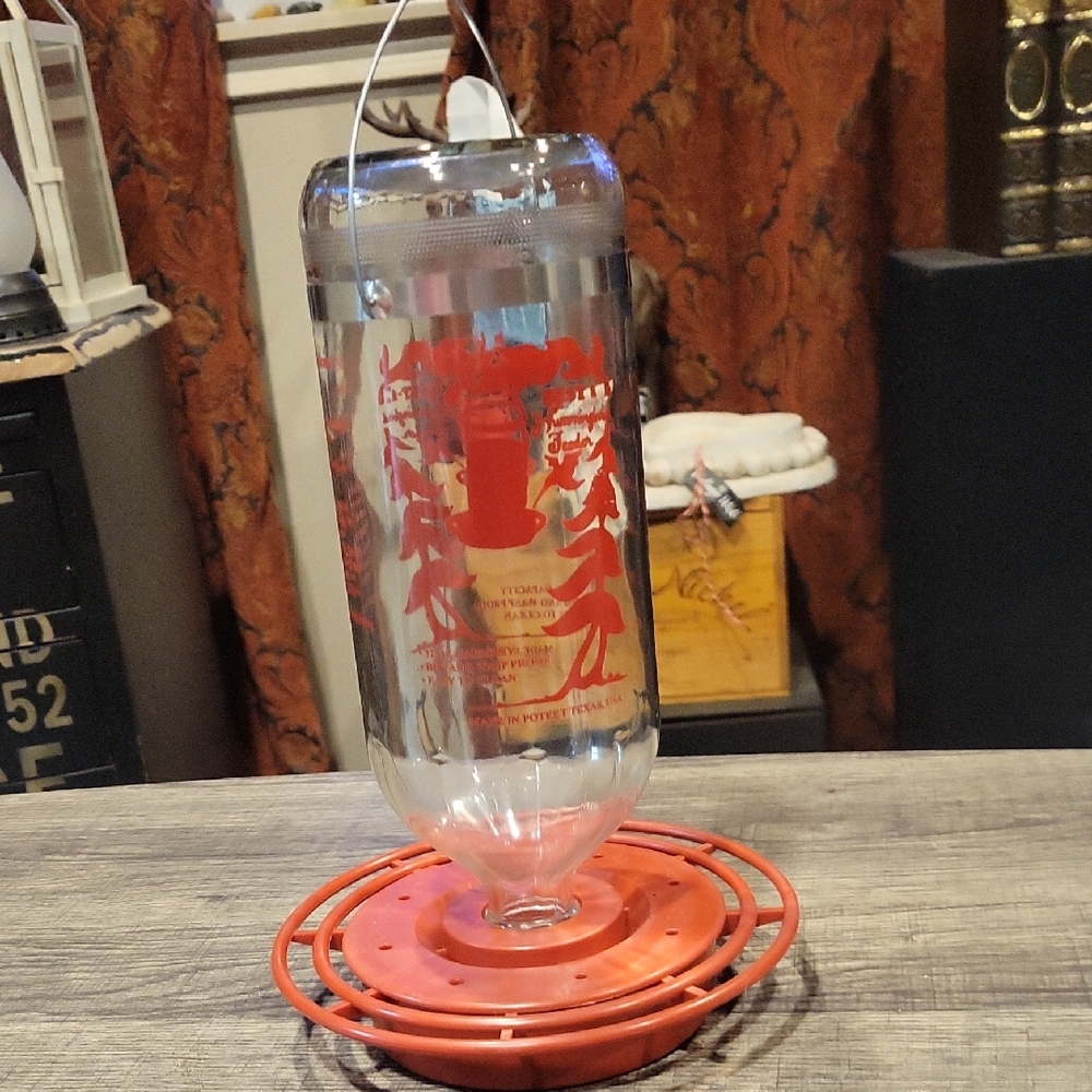 Hummingbird Feeder,EUC,Glass 32 Oz.bottle,Made In USABee/ Wasp Proof